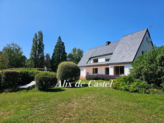 GUERANDE 44350, maison 8 pièces, 263 m²