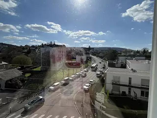 Guéret 23000 Location appartement 2 pièces t2 au dernier étage