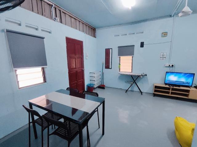 GUESTHOUSE HOMESTAY 2Bilik1Tandas 2h1m HRPZ HUSM KPTM TUNJONG KB