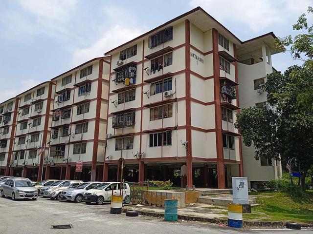 Gugusan Matahari 1 near MRT Kota Damansara station