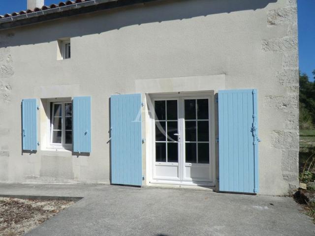 Guitini?es Maison meubl? 1 chambre