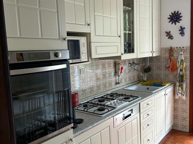 GUIZZA: CAMERE IN AFFITTO