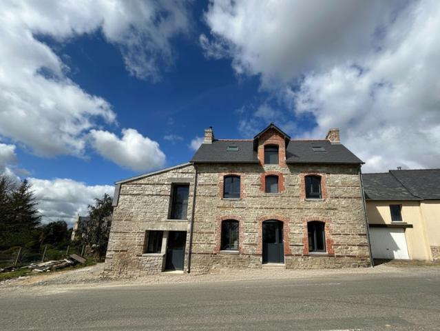 Guichen, élégante maison aux potentiels multiples
