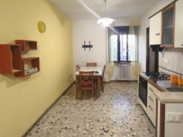 GUIDONIA QUADRILOCALE CON TERRAZZO E GIARDINO
