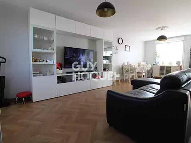 Guignes 77390 Achat / Vente maison 5 pièces t5 au dernier étage parking