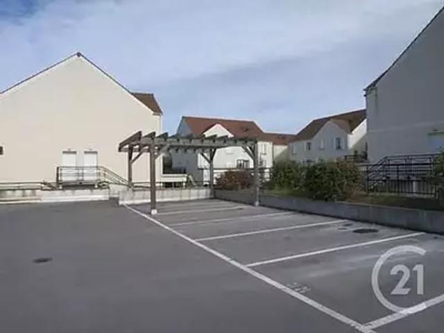 Guignes 77390 Location parking