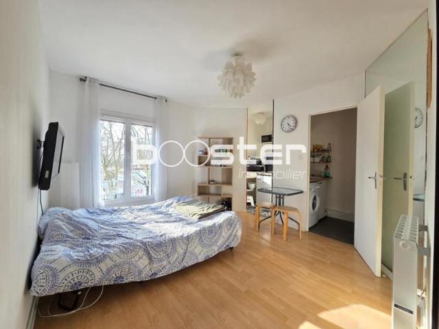 Guilhemery Place Pinel Très beau studio