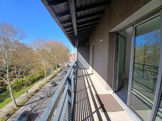 Guilheméry / Saint Aubin T2 avec balcon et parking sous sol