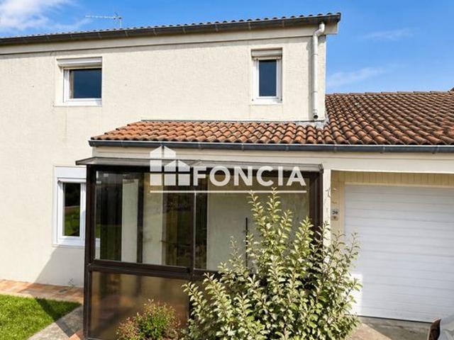 GUILHERAND GRANGES Maison 106 m² avec 3 chambres avec garage