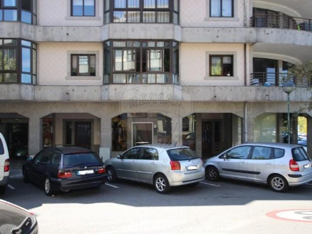 Guimarães Guimarães 102889489