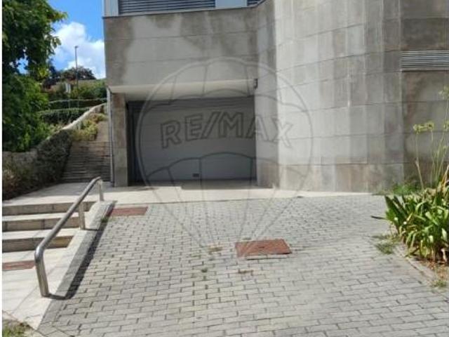 Guimarães Guimarães 103847530