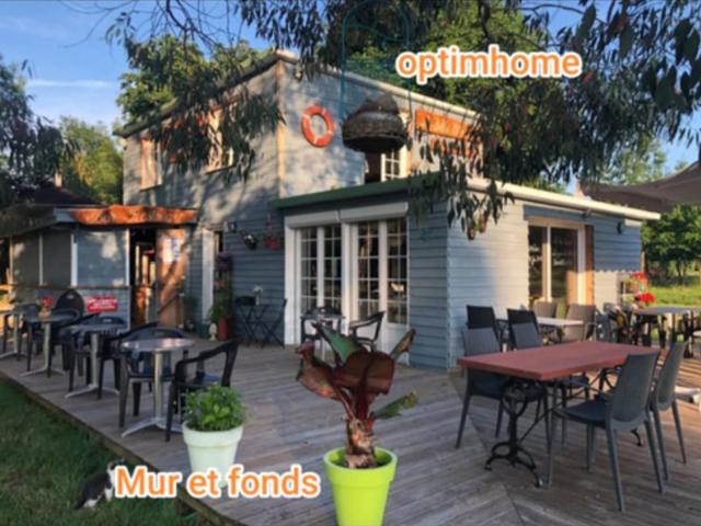 Murs commerciaux d'une guinguette Terrasse et charme