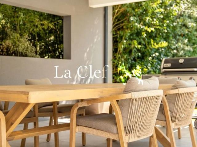 GUJAN MESTRAS VILLA DE PLAIN PIED 225 M² 4 SUITES –PISCINE PARC PAYSAGER 2 180 M²