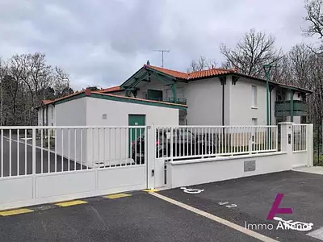 Gujan Mestras 33470 Achat / Vente appartement 3 pièces t3 au dernier étage parking