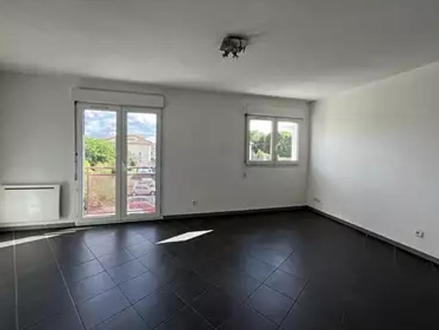 Gujan Mestras 33470 Location appartement 3 pièces t3 au dernier étage parking
