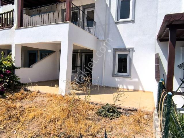 Gültan Sitesinde Deniz Manzaralı Dubleks 3+1 Villa
