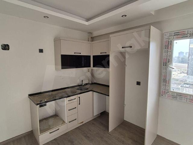 GÜLTEPE'DE 1+1 ÖZEL İŞÇİLİKLİ AZ KATLI YATIRIMLIK SATILIK DAİRE