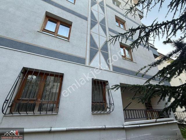 Gülveren Mah 3+1 Kot 1 Bahçe Katı 110 M2 Bağımsız Kombili