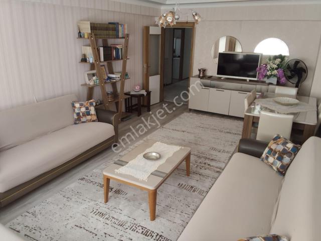 Gülveren Mah 3+1 Ara Kat İçi Yapılı Asansörlü