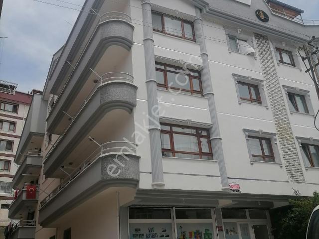 Gülveren'de 40 Cad 3+1 Kat 2 Ön Cephe Bağımsız 120 M2