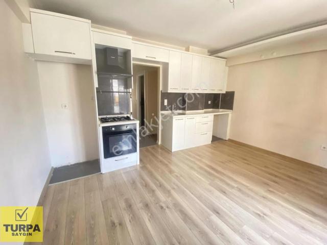 Gülyaka Mah. Üzümcü Okulu Yakını Bakımlı 2+1 Kiralık Daire