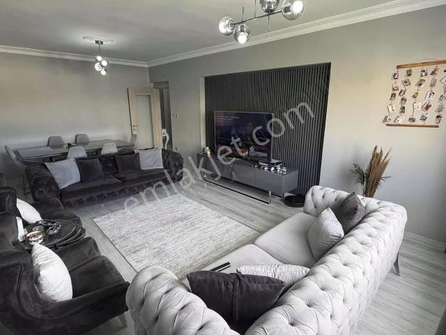 Gül 91 Sitesi 3+1 Net 105m2 Tadilatlı Lüks Daire 60 Ada 1.parsel