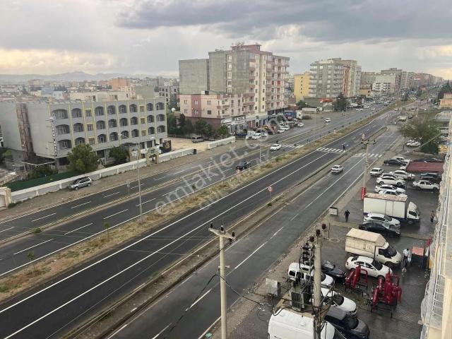 Gül Emlaktan Anayol Üzeri Satılık Ara Kat Daire