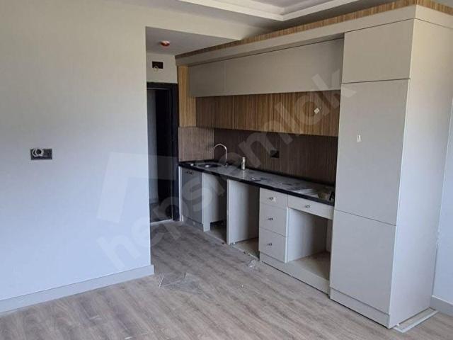 GÜL EMLAKTAN MERSİN ERDEMLİ LİMONLUDA KİRALIK 0+1 YAZLIK DAİRE