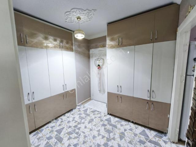 Gül Emlaktan Seyrantepe C Bloklarda Satılık 3+1 Bakımlı Daire 9kat