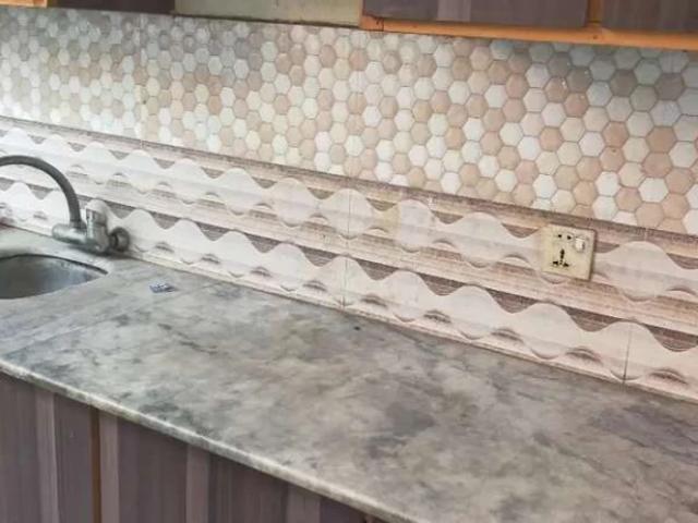 Gulberg main market 1st floor flat becholer ke liye Lahore Gulberg 2 ID 27723