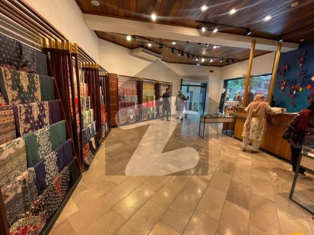 Gulberg MM Alam Road Building Best For Brands Outlet For Rent Gulberg 3