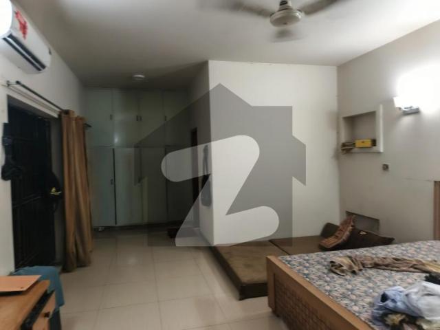 Gulberg estate offer, 1 kanal office use house for rent main boulevard gulberg lahore gulberg 2