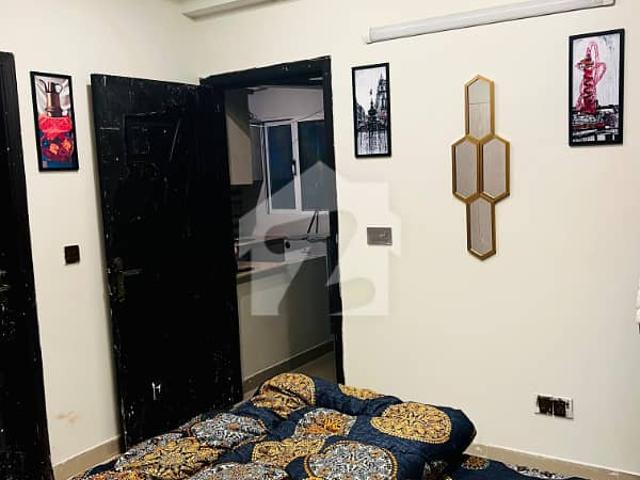 Gulberg Greens Islamabad Diamond Mall One Bed Furnished Apartments Available For Sale