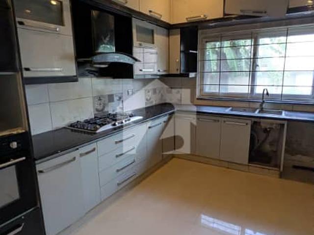 Gulberg residencia 10 marla full house for rent i block