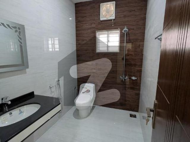 Gulberg residencia 10m full house for rent gulberg residencia