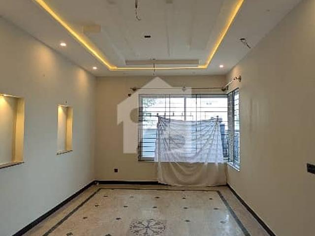 Gulberg residencia 7 marla full house for rent