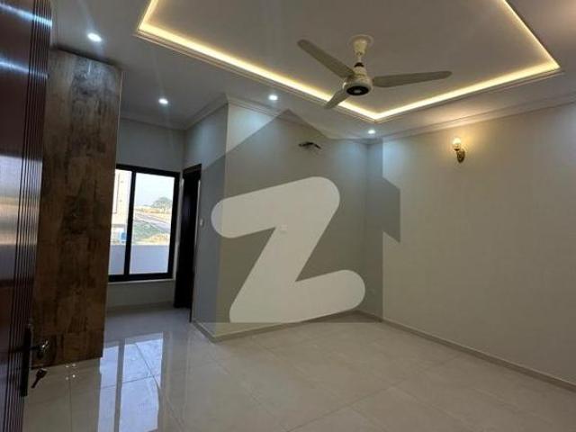Gulberg residencia 7m house for rent with solar gulberg residencia
