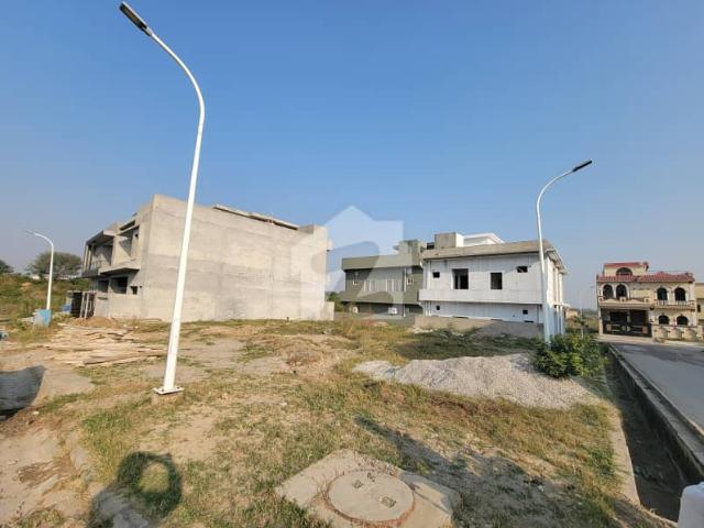 Gulberg Residencia Block L Plot For Sale