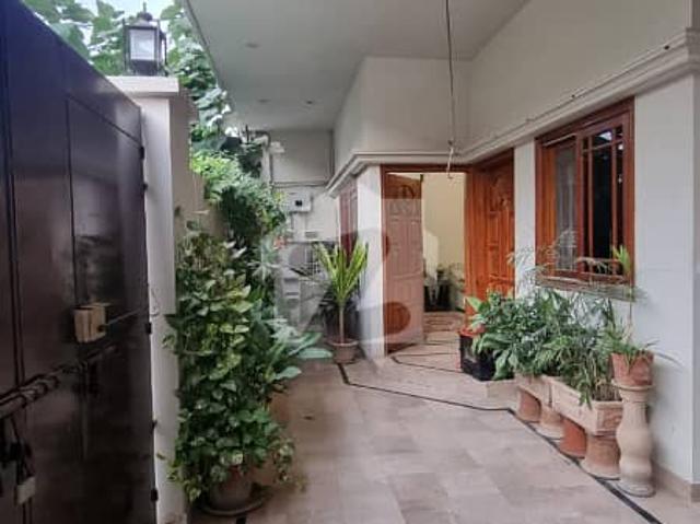 Gulistan e Johar VIP Block 2 240 Sq Yd G+1 Bungalow | 3 Bed DD Each Floor | Lease