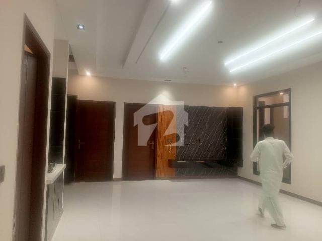 Gulistan Johar Block 7 240 Gaz Brand New Double Story House For Sale