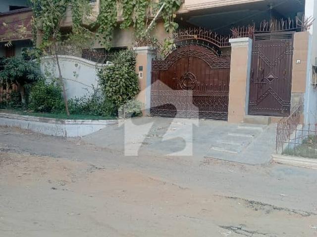 Gulistan Johar Block 15 240gaz Corner G+2 House For Sale Contact