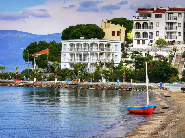 Güllükte Ful Deniz Manzaralı 3+2 Müstakil Satılık Dubleks Villa