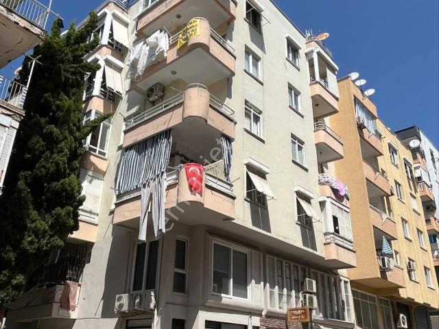 Güllük Şehir Merkezinde Kiralık Full Eşyalı 3+1 Daire