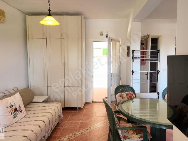 Güllük Oba Sitesi'nde Deniz Manzaralı | Özel Kumsallı Villa