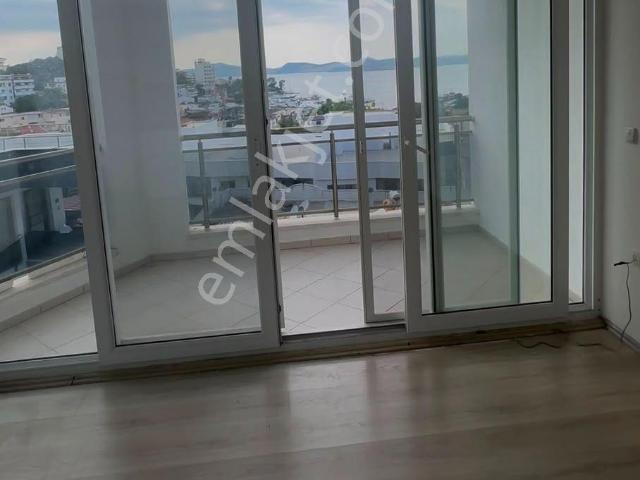Güllük Merkezde Deniz Manzaralı 1+1 Kiralık Daire