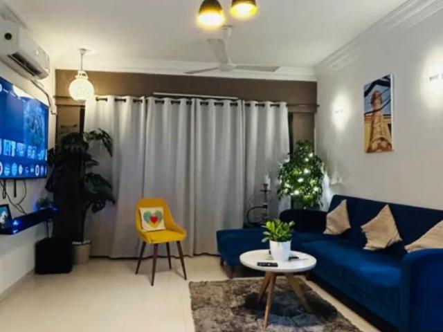Gulmohar Garden CHS 2 Bedroom 1000 Sq. Ft. Apartment in Versova Mumbai Listing ID: #9923