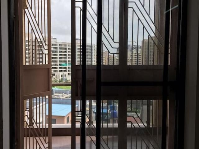 Gulmohar Goldcoast 2 Bedroom 820 Sq. Ft. Apartment in Kharadi Pune Listing ID: #10376