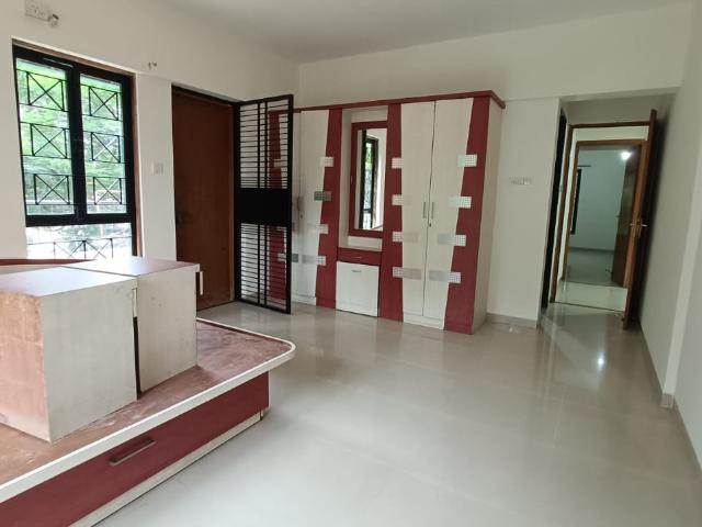 Gulmohar Park Aundh 4 Bedroom 2100 Sq. Ft. Apartment in Aundh Pune Listing ID: #9163