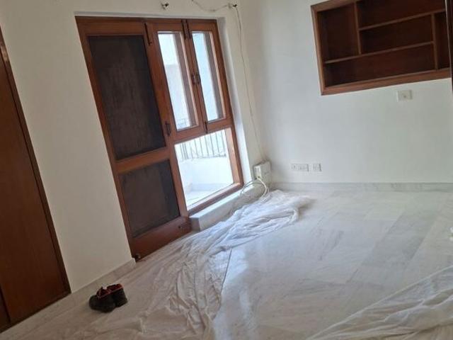 Gulmohar Park 2 Bedroom 200 Sq. Yd. Builder Floor in Gulmohar Park Delhi Listing ID: #10168