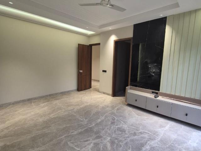 Gulmohar Park 3 Bedroom 500 Sq. Yd. Villa in Gulmohar Park Delhi Listing ID: #9827